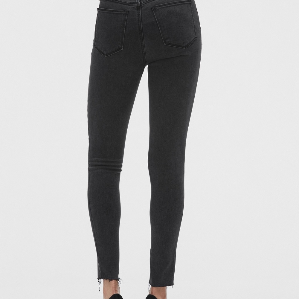 Gap Soft Wear True Skinny Ankle Jean with raw hem